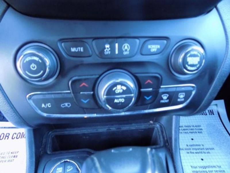 2021 Jeep Cherokee Trailhawk