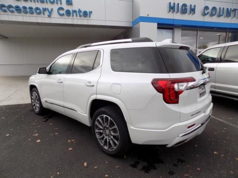 2022 GMC Acadia Denali