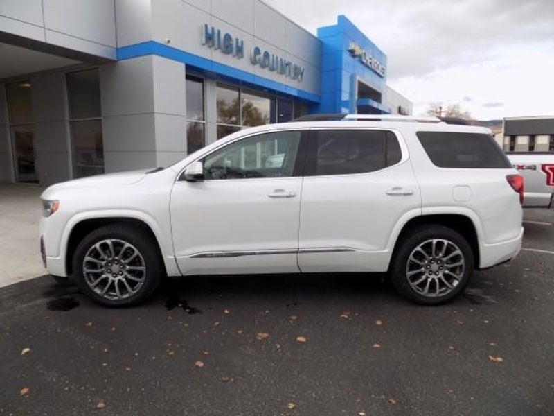 2022 GMC Acadia Denali