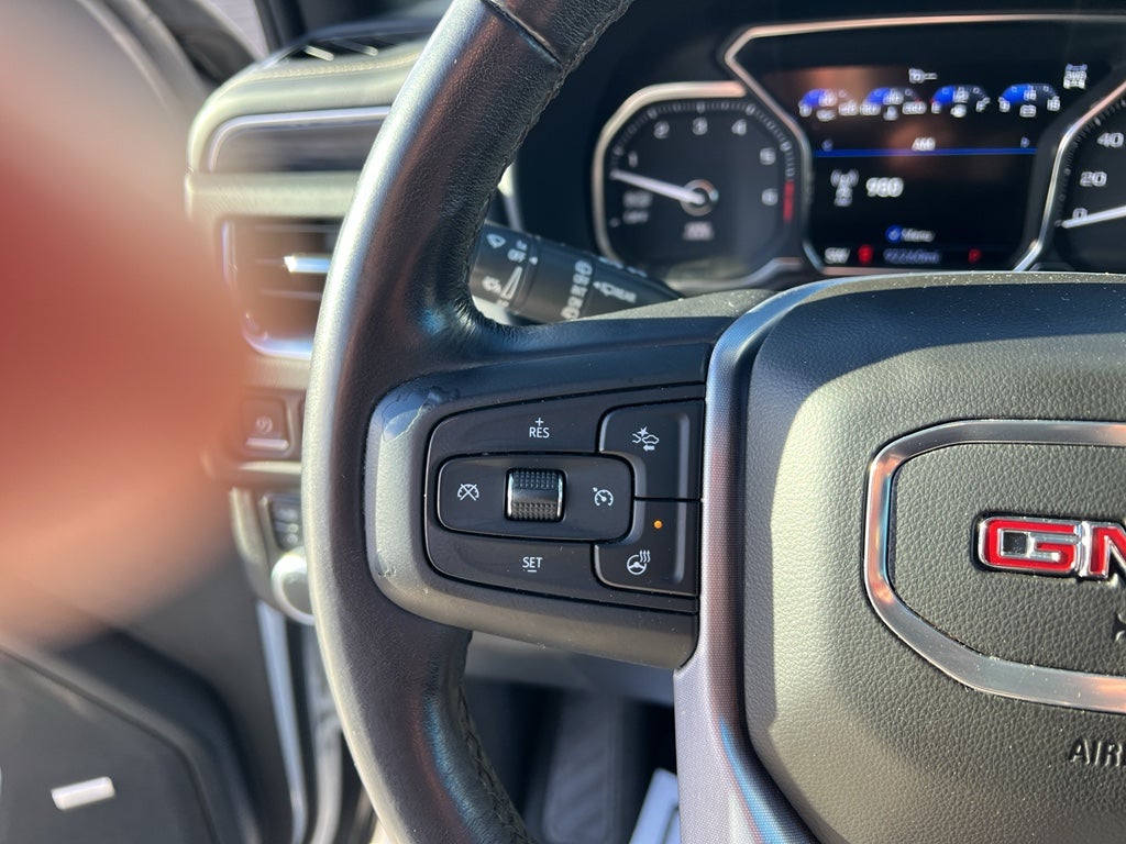 2021 GMC Yukon SLT