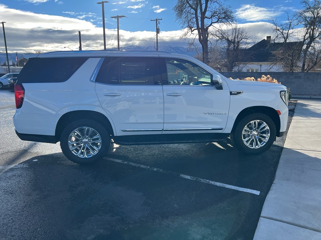 2021 GMC Yukon SLT