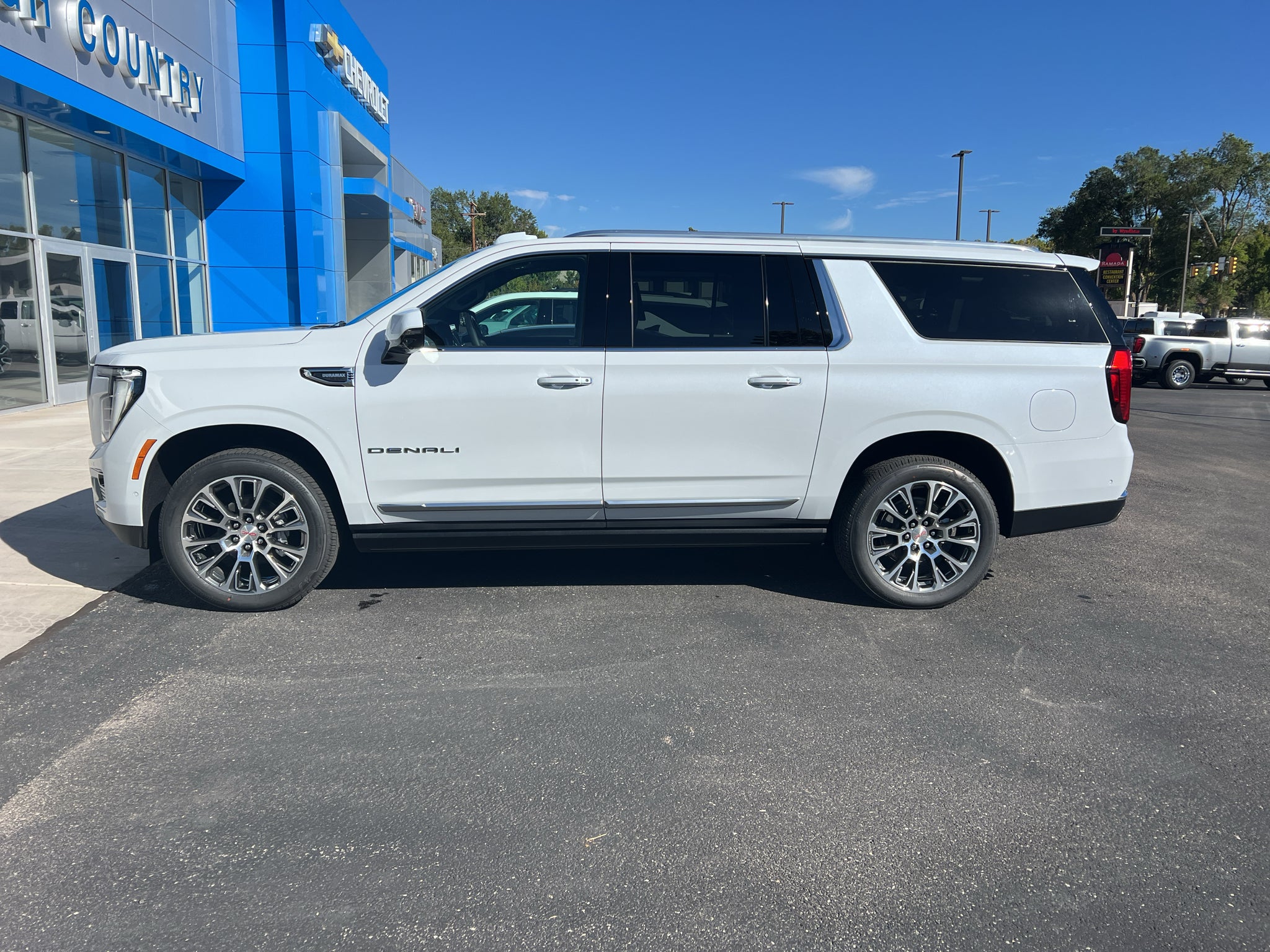 2027 GMC Yukon XL Denali