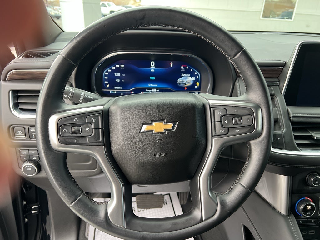 2023 Chevrolet Suburban LT