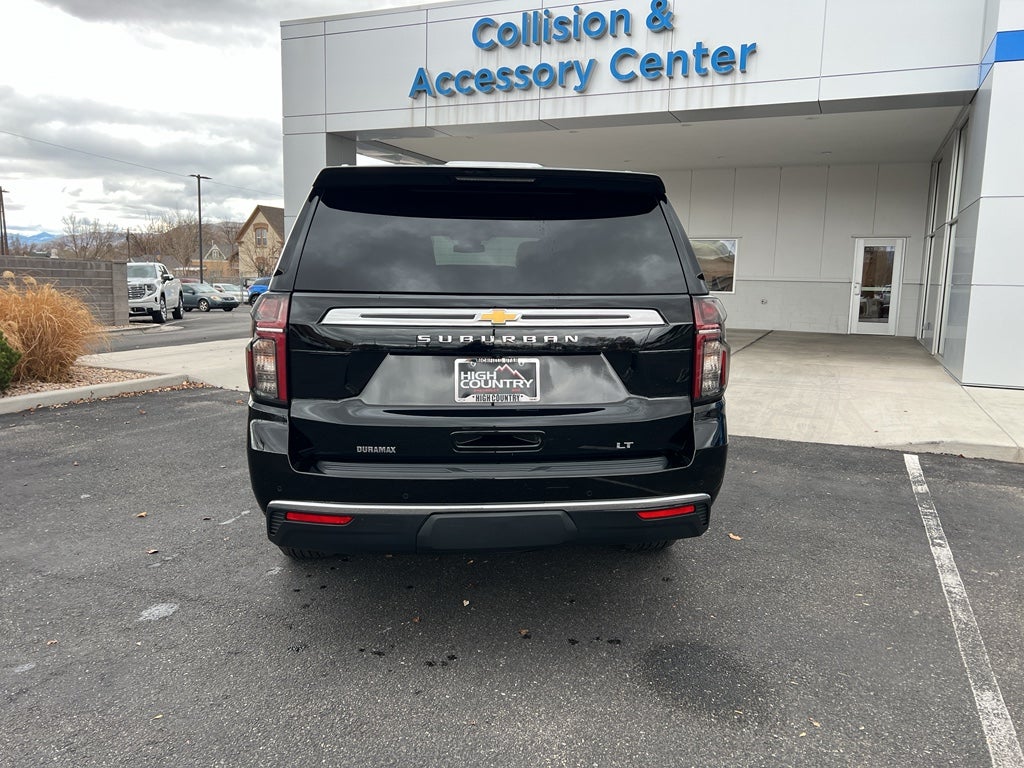 2023 Chevrolet Suburban LT