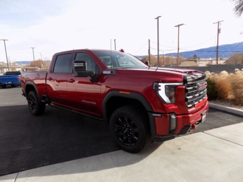 2024 GMC Sierra 2500 HD AT4