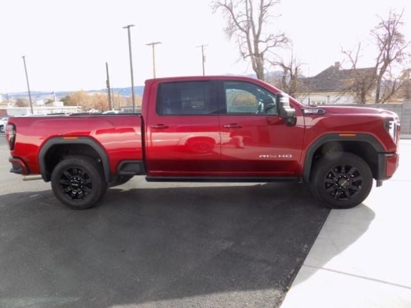 2024 GMC Sierra 2500 HD AT4