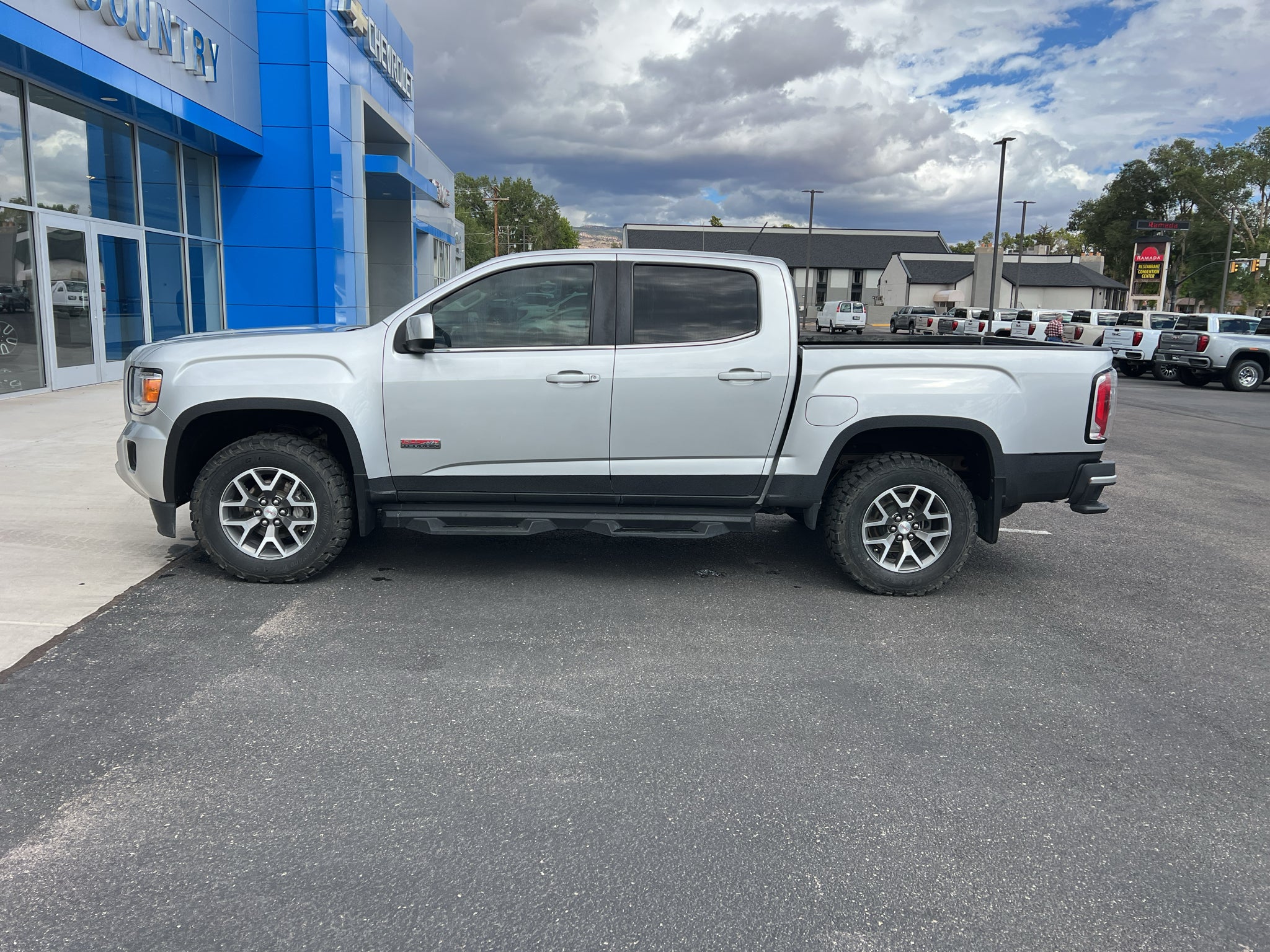 2016 GMC Canyon 4WD SLE