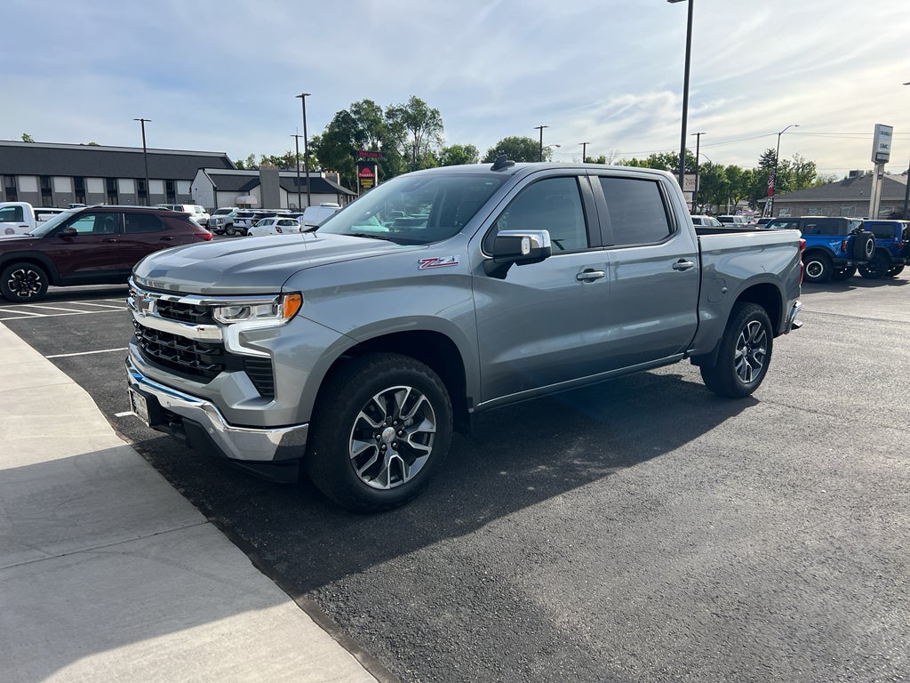 2024 Chevrolet Silverado 1500 LT