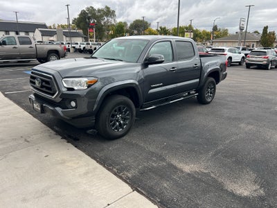 2022 Toyota Tacoma 4WD SR