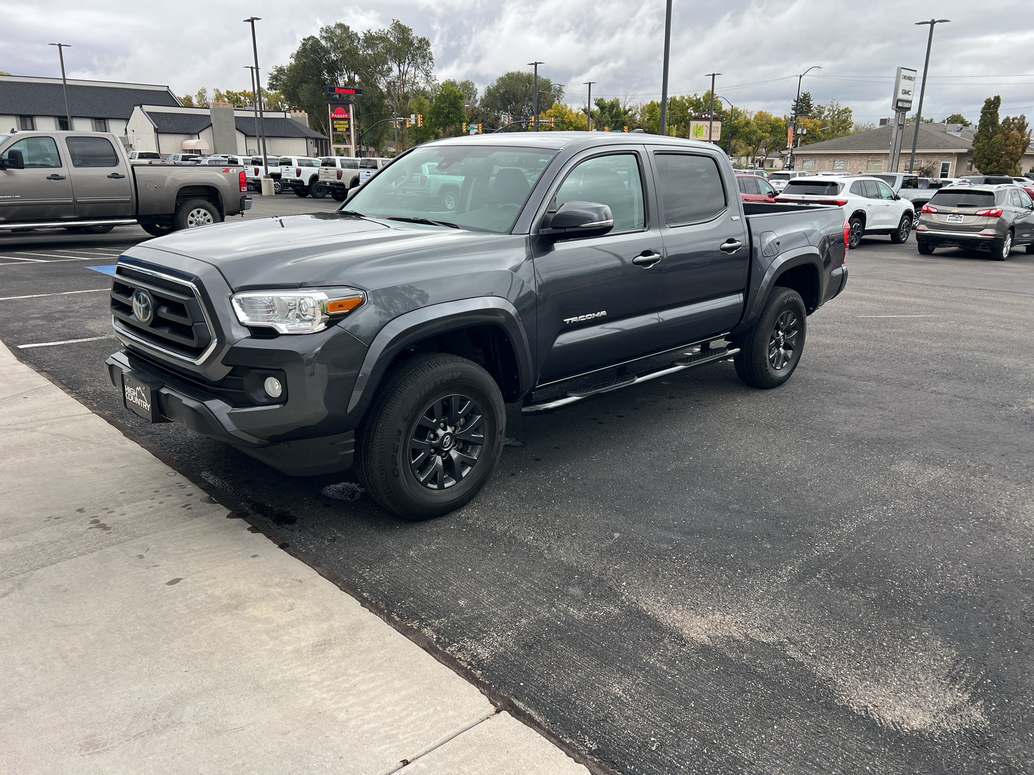 2022 Toyota Tacoma 4WD SR