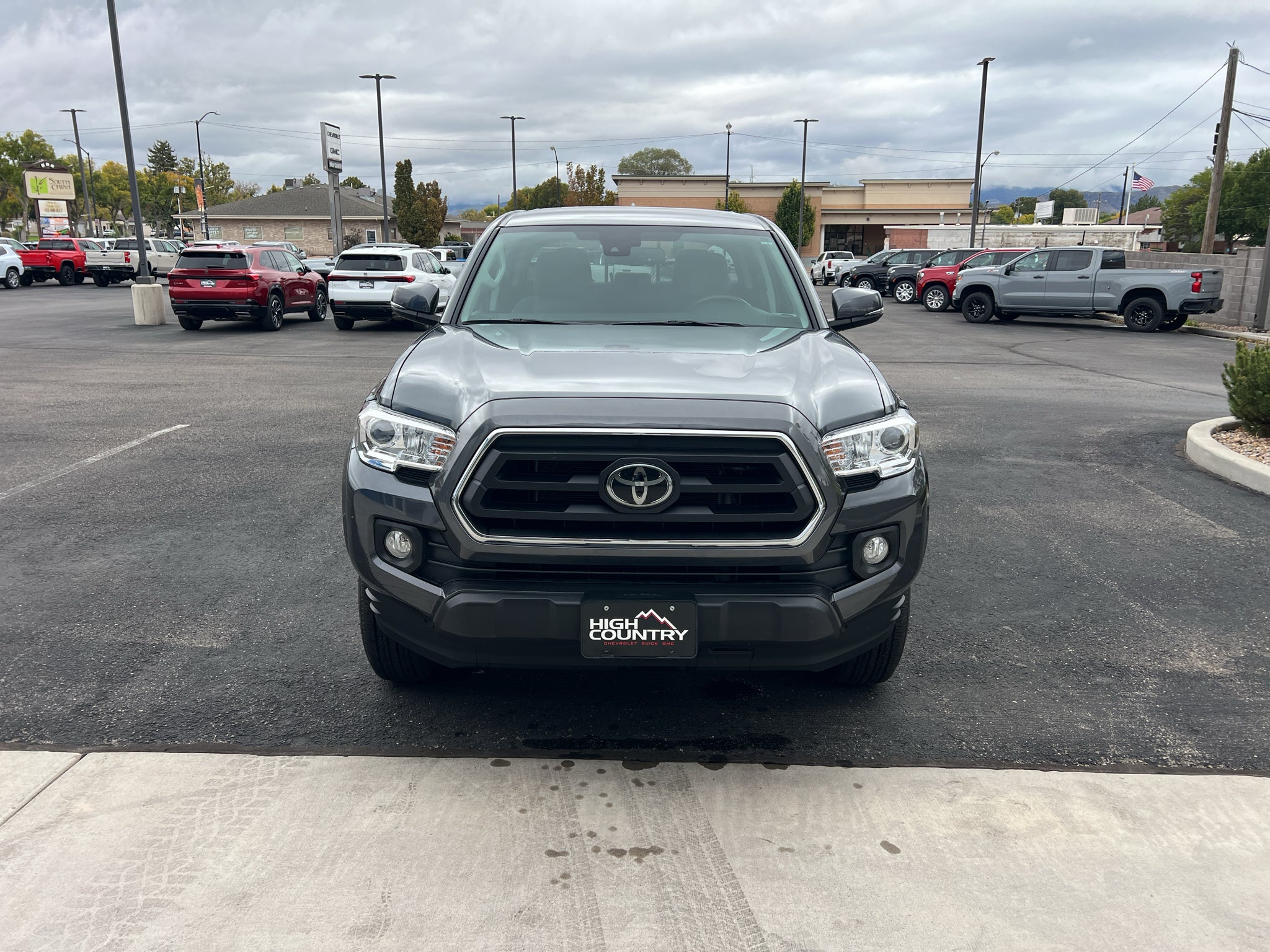 2022 Toyota Tacoma 4WD SR