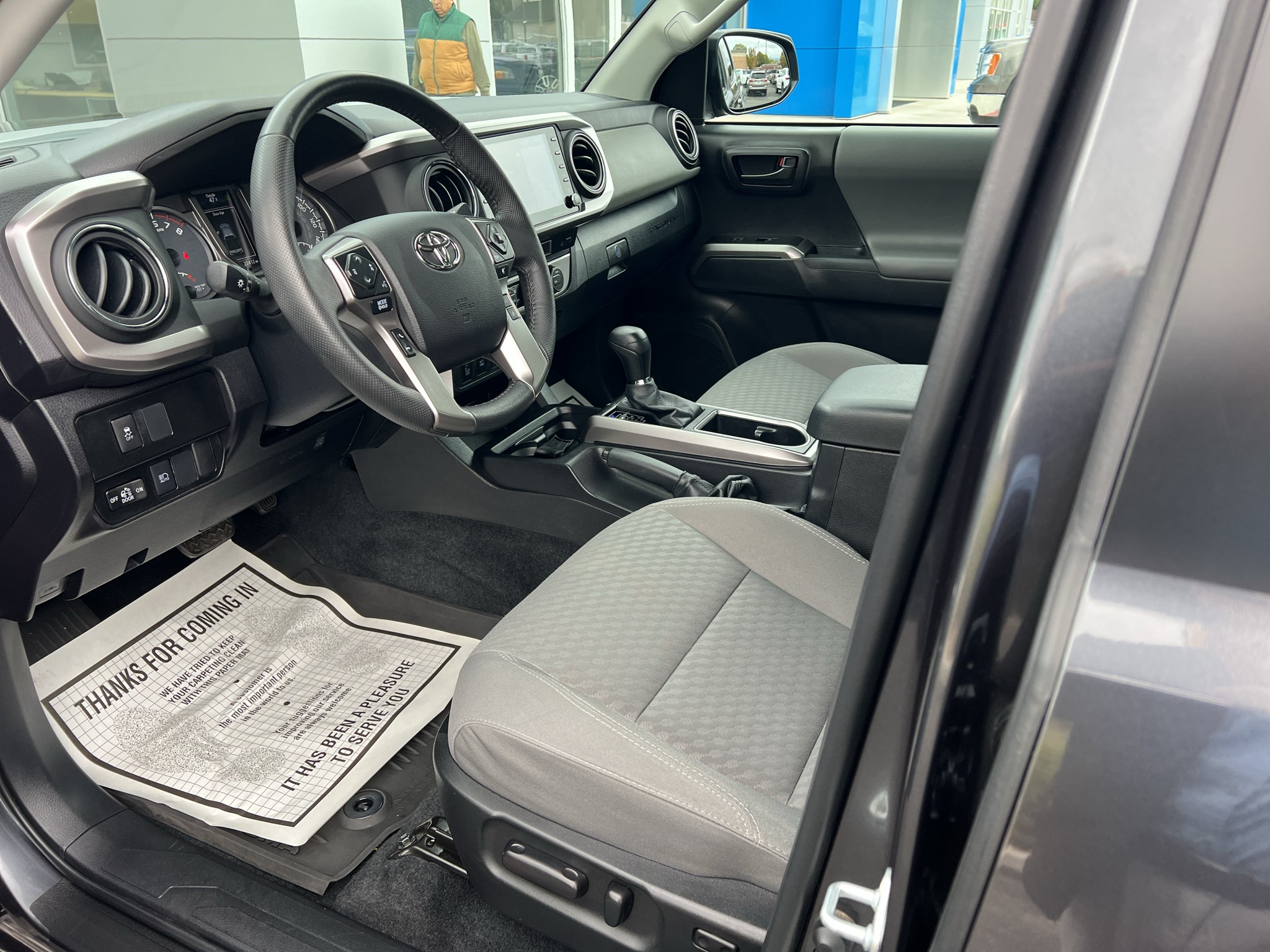 2022 Toyota Tacoma 4WD SR