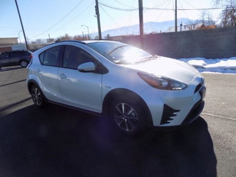 2019 Toyota Prius c L