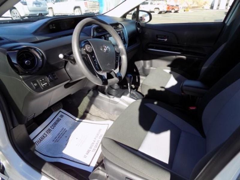 2019 Toyota Prius c L