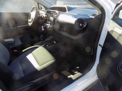 2019 Toyota Prius c L