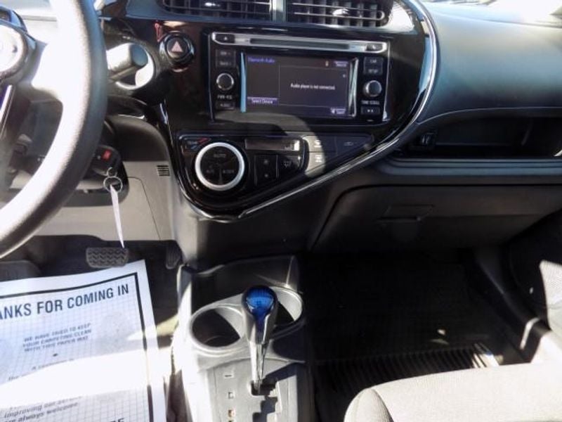 2019 Toyota Prius c L