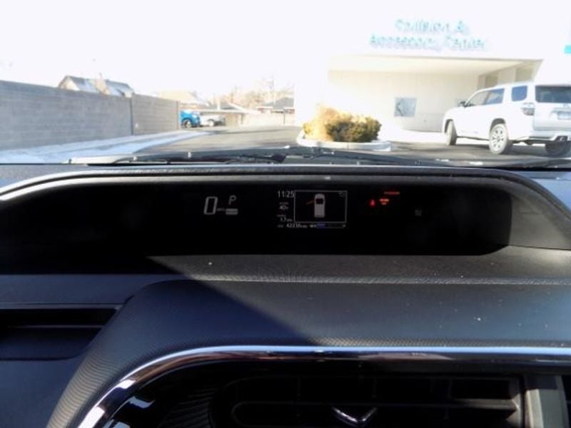 2019 Toyota Prius c L